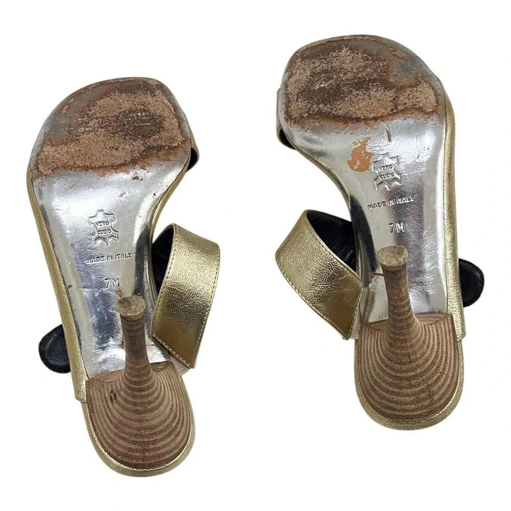 Donald‎ J Pliner Gold Buckle Heels IINELIA Metallic Leather Sandal Womens 7